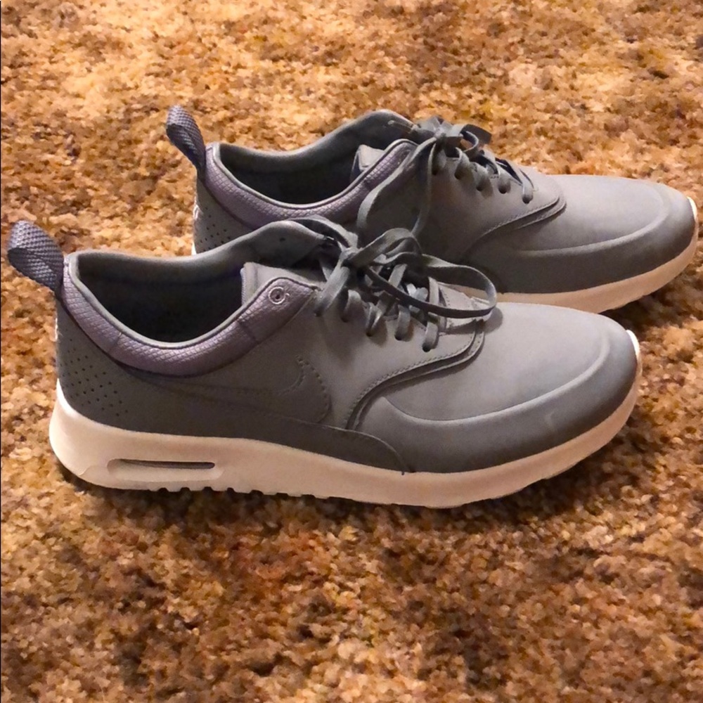 Nike Air Max premium Thea’s